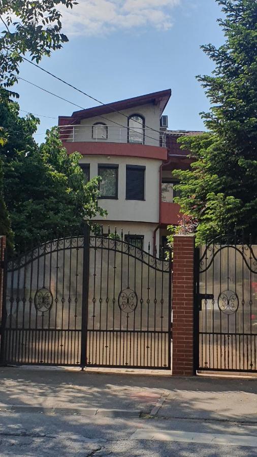 בוקרשט Johanna House מראה חיצוני תמונה